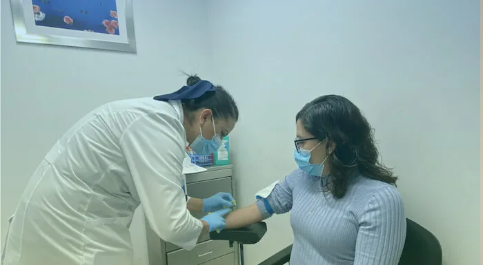 Servicios Clínica 6 svg+xml;charset=utf